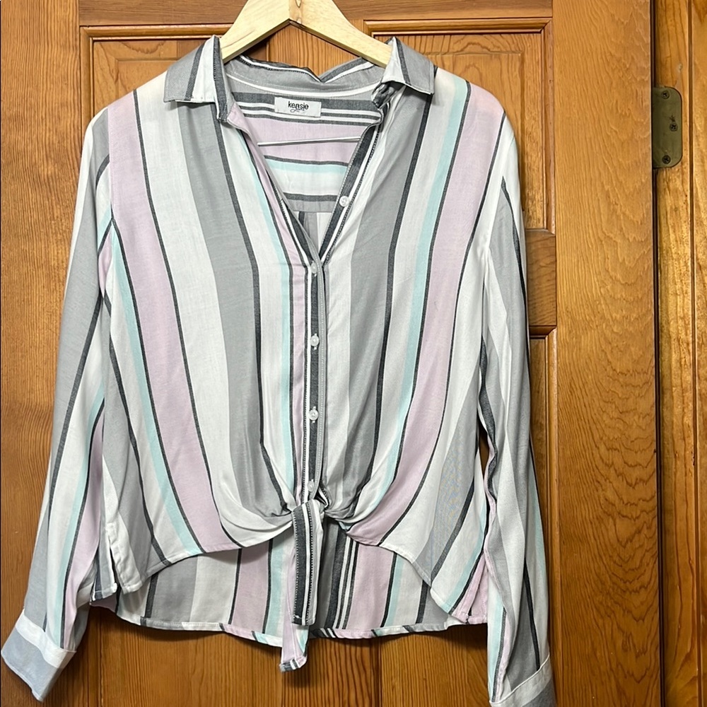 Kensie White pink gray Green Button Down Blouse,Tie Front. Size S excellent con